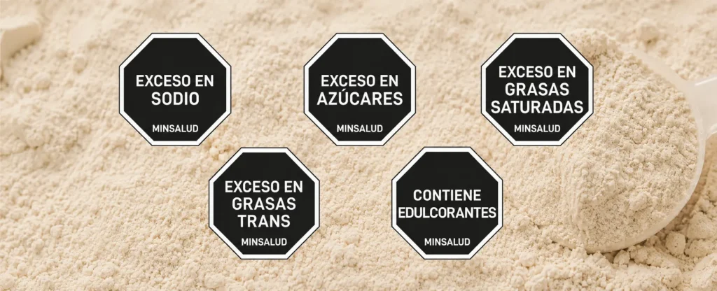 Sellos de advertencia nutricional sobre proteína en polvo